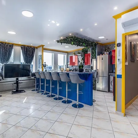 Artistmemory Apartment *