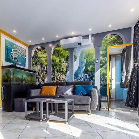 Artistmemory Apartment *