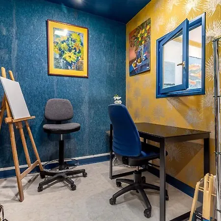 Artistmemory Apartment *