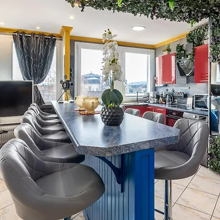 Artistmemory Apartment *